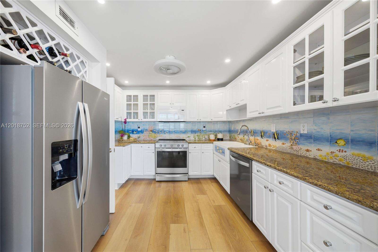 The Carriage House at 5401 Collins Ave, Miami Beach, FL 33140 - For Rent photo 9