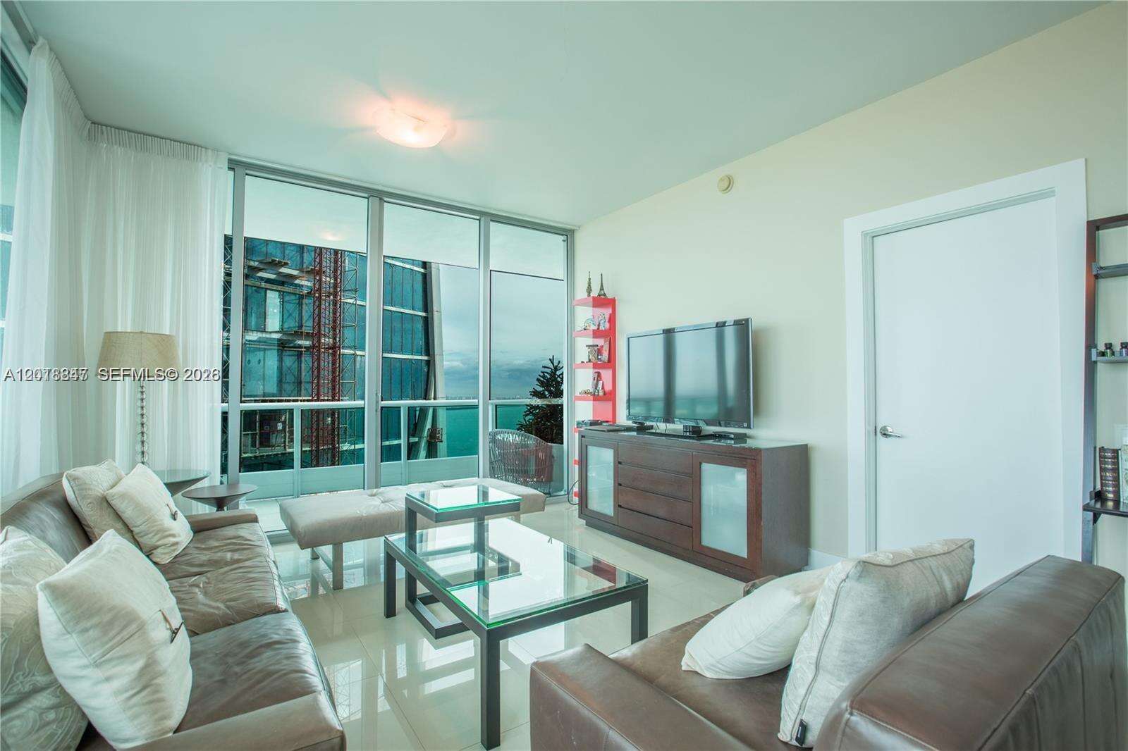 900 Biscayne at Miami, FL 33132 - For Rent photo 4