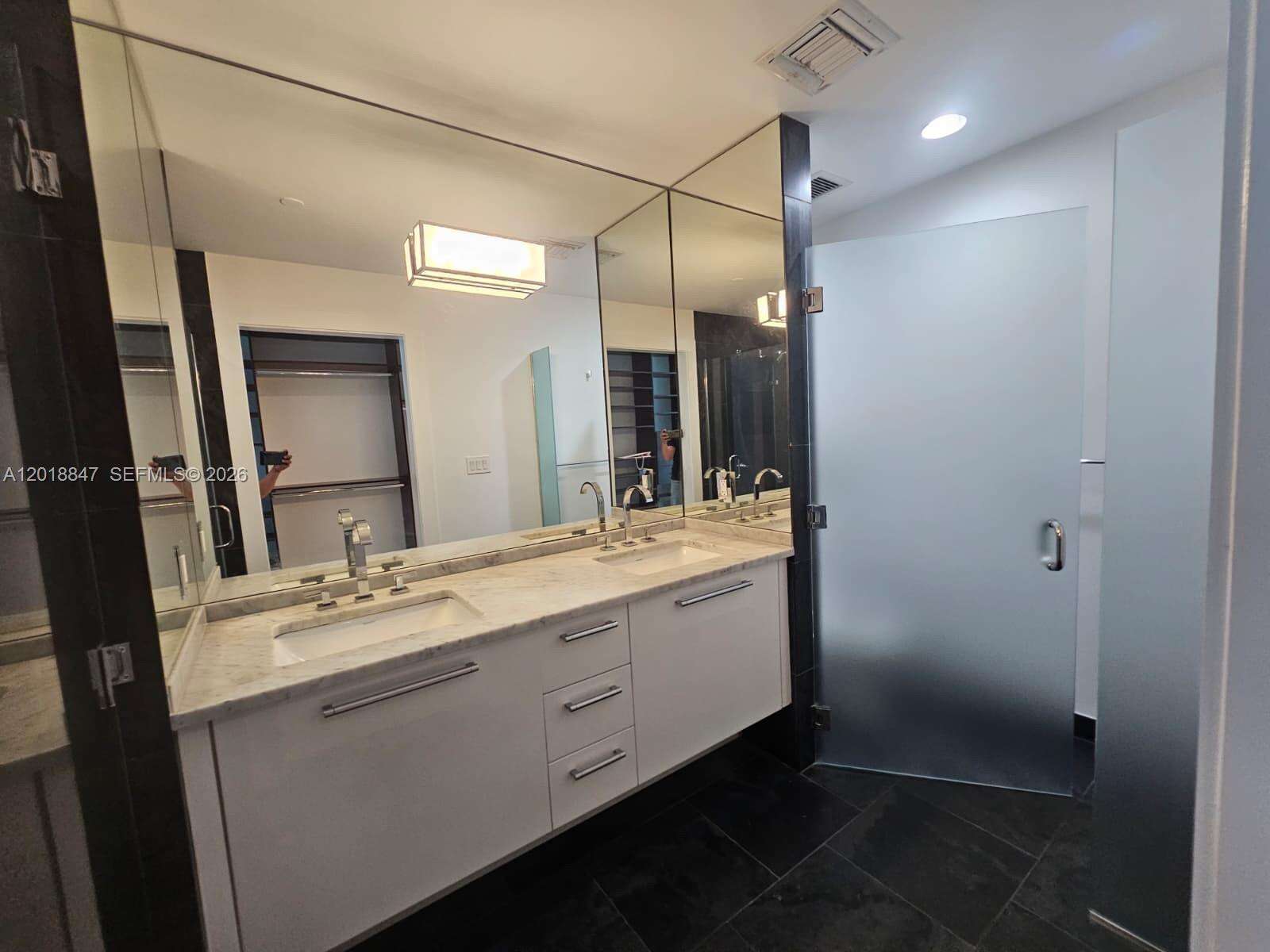 900 Biscayne at Miami, FL 33132 - For Rent photo 8
