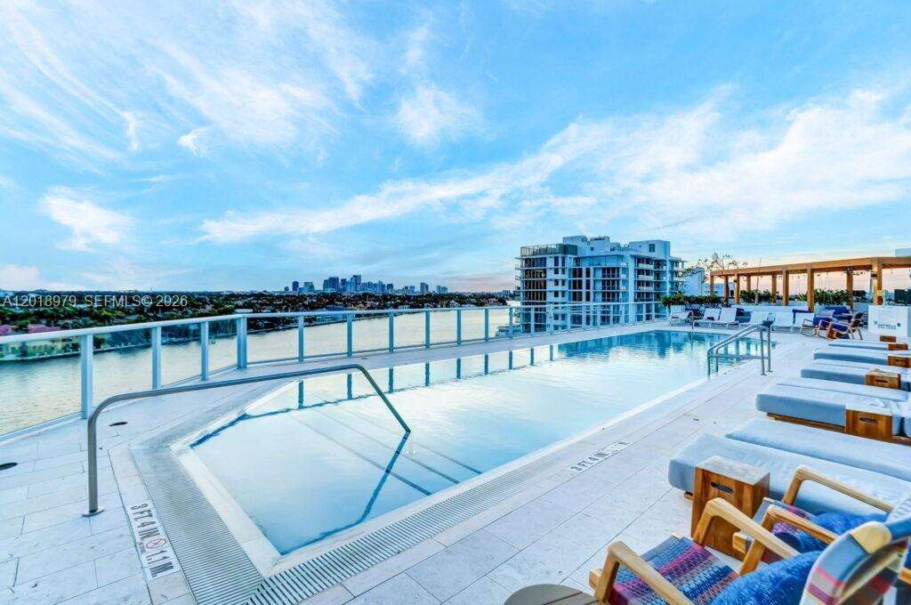 Tiffany House at 401 Birch Rd, Fort Lauderdale, FL 33304 - For Rent photo 1