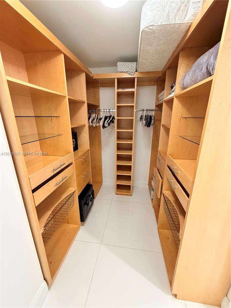 The Beach Club Three at 1800 Ocean Dr, Hallandale Beach, FL 33009 - For Rent photo 12