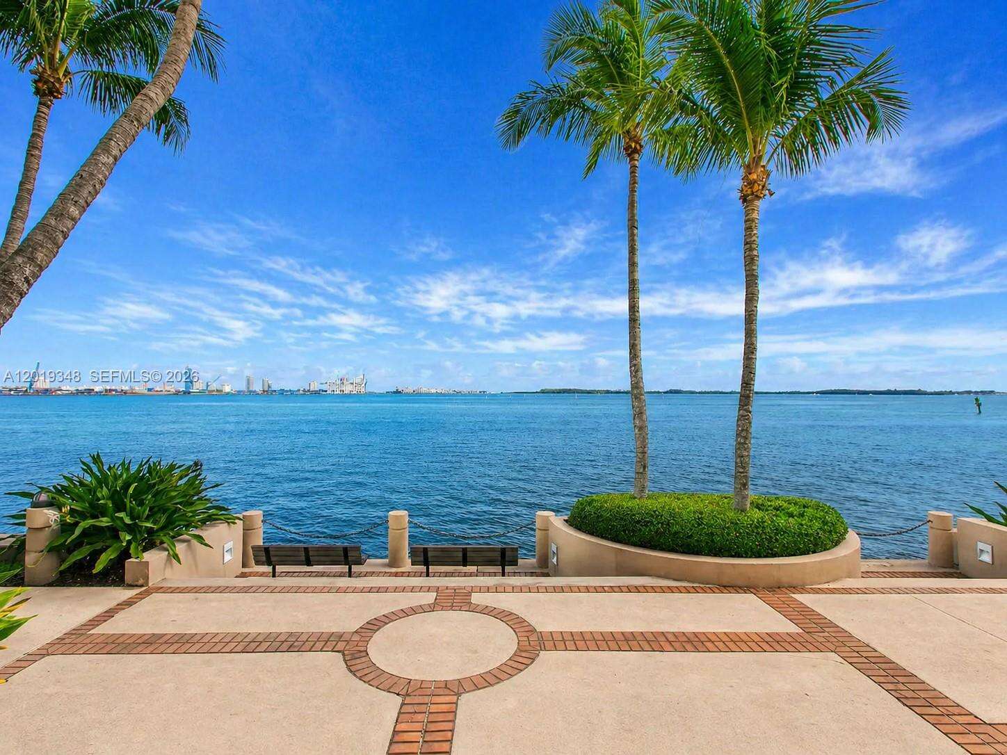 Brickell Key 1 at 520 Brickell Key Dr, Miami, FL 33131 - For Rent photo 24