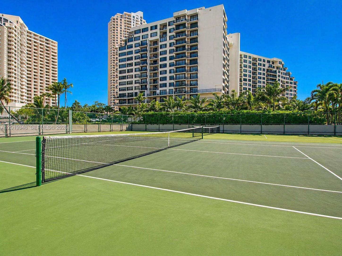 Brickell Key 1 at 520 Brickell Key Dr, Miami, FL 33131 - For Rent photo 33
