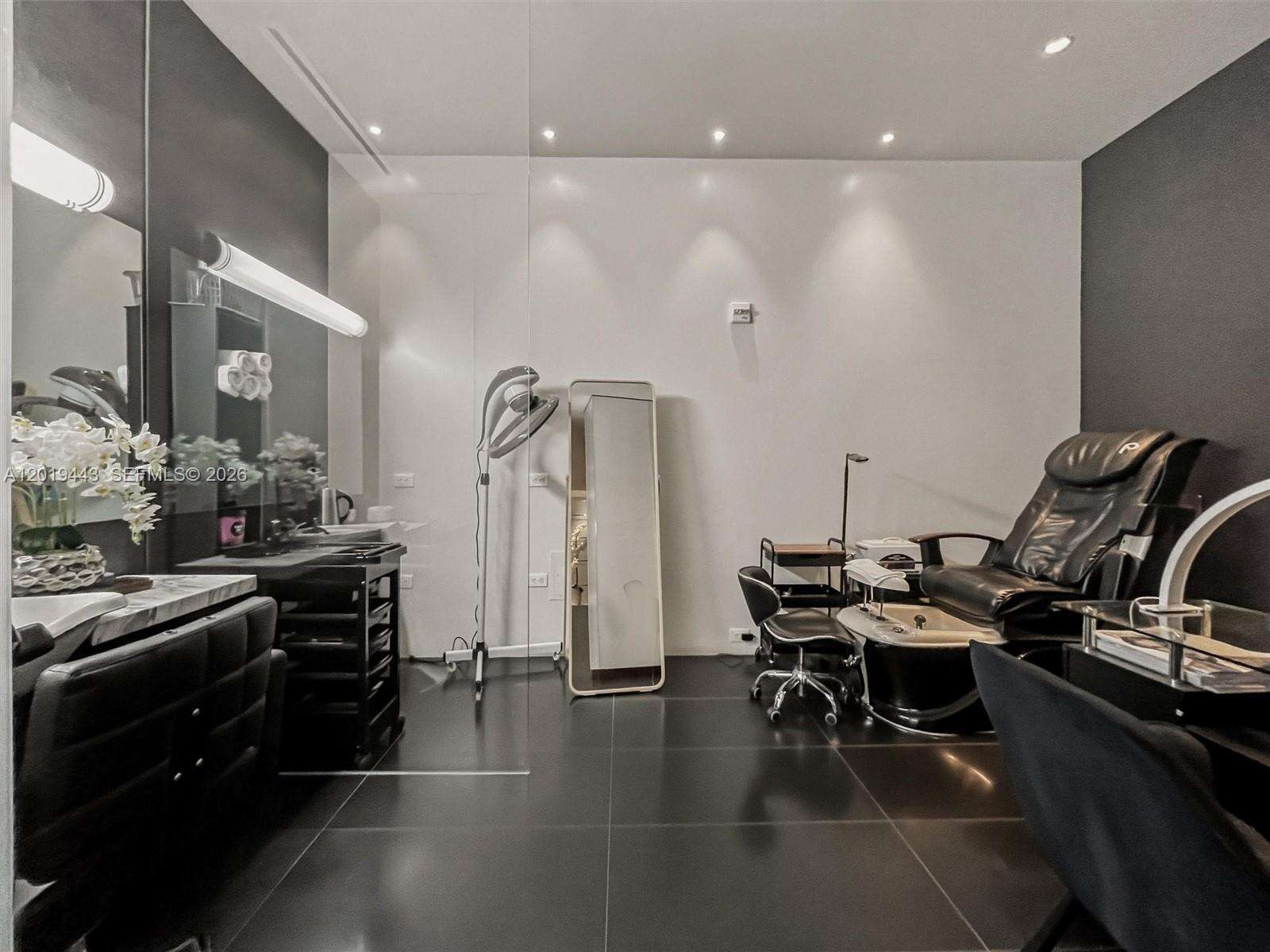 Reach Brickell at 68 6 St, Miami, FL 33131 - For Rent photo 17