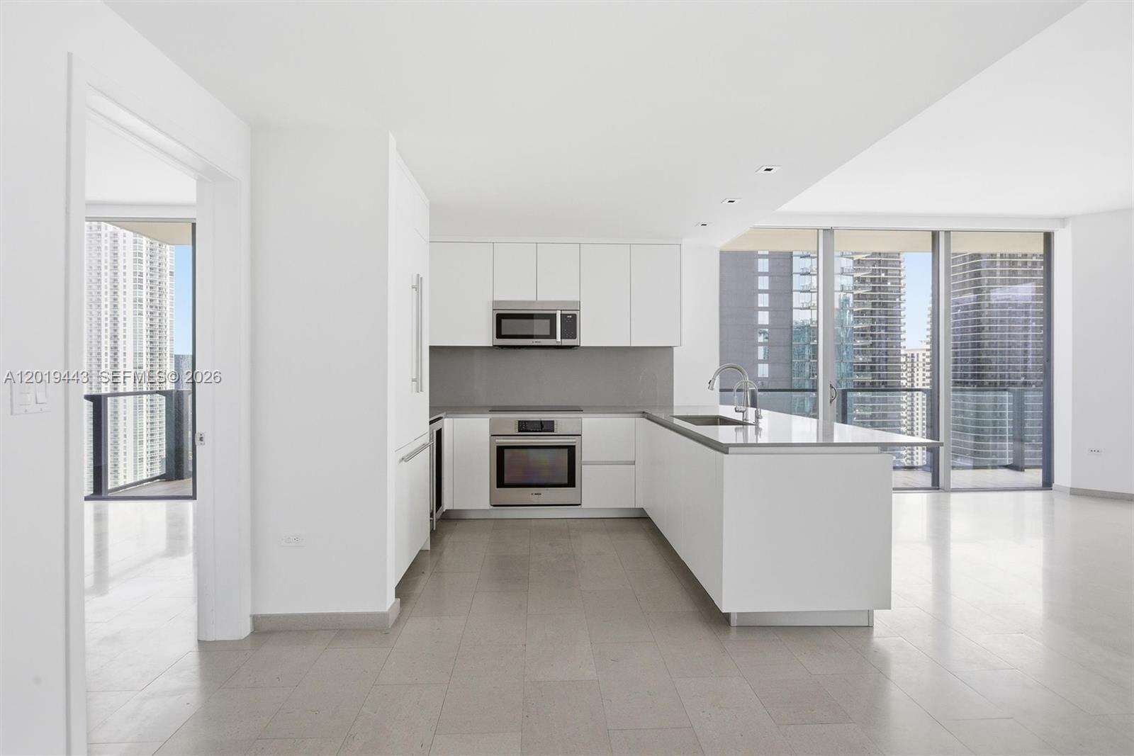 Reach Brickell at 68 6 St, Miami, FL 33131 - For Rent photo 33