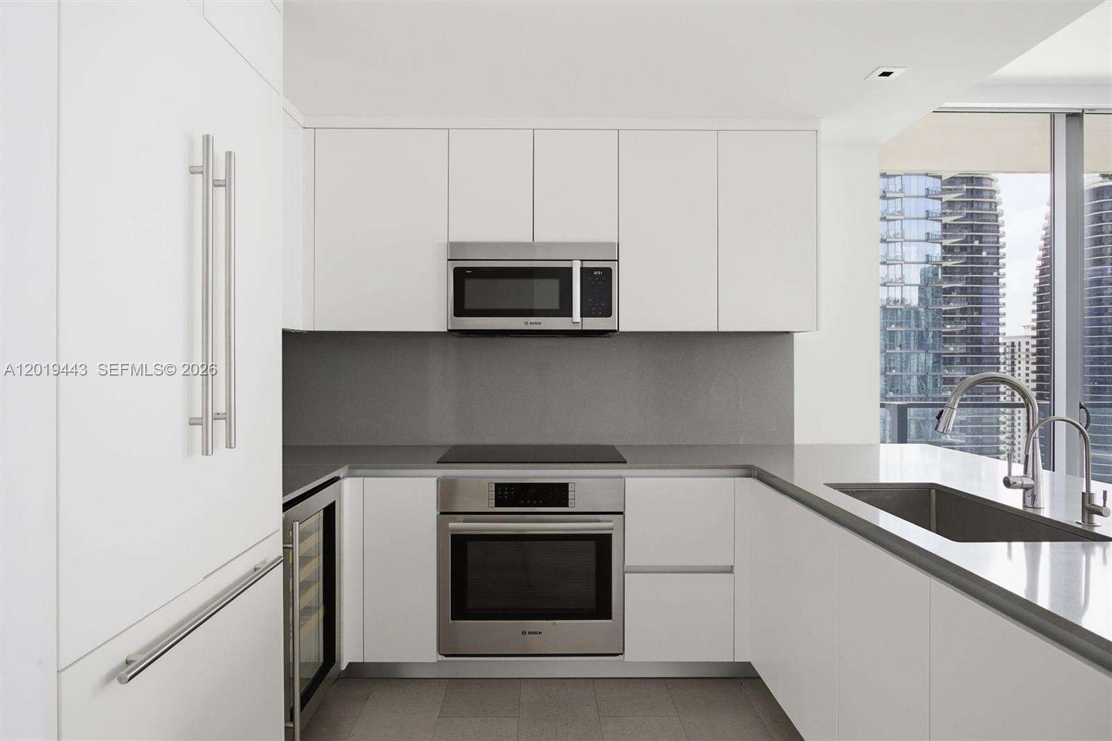Reach Brickell at 68 6 St, Miami, FL 33131 - For Rent photo 35