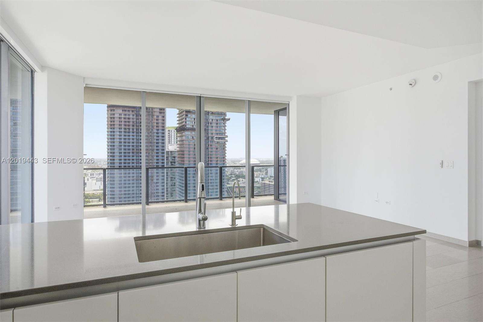 Reach Brickell at 68 6 St, Miami, FL 33131 - For Rent photo 37