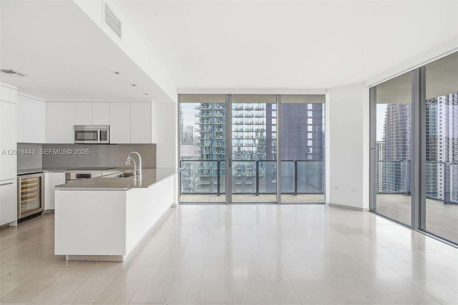 Reach Brickell at 68 6 St, Miami, FL 33131 - For Rent photo 43