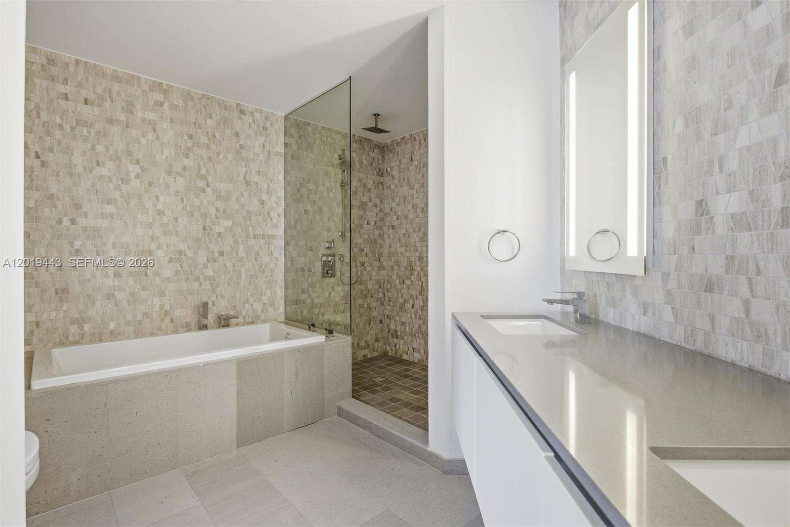 Reach Brickell at 68 6 St, Miami, FL 33131 - For Rent photo 56
