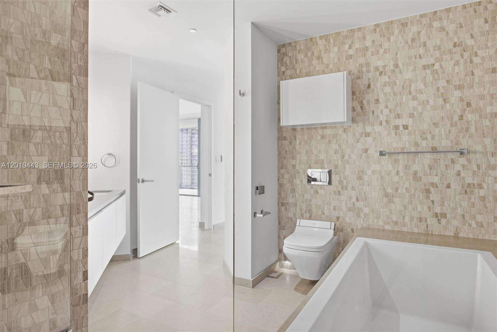 Reach Brickell at 68 6 St, Miami, FL 33131 - For Rent photo 57