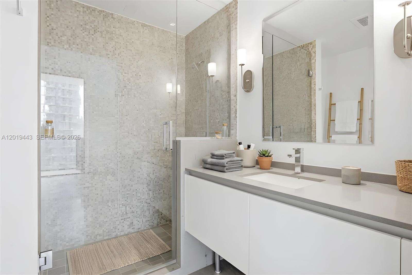 Reach Brickell at 68 6 St, Miami, FL 33131 - For Rent photo 64