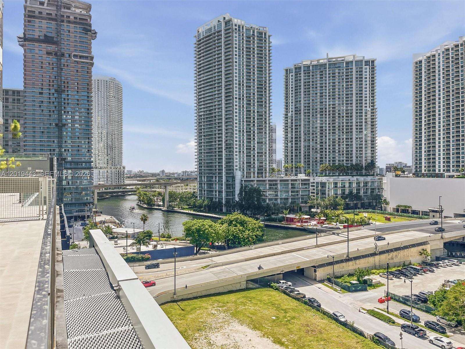 Reach Brickell at 68 6 St, Miami, FL 33131 - For Rent photo 9