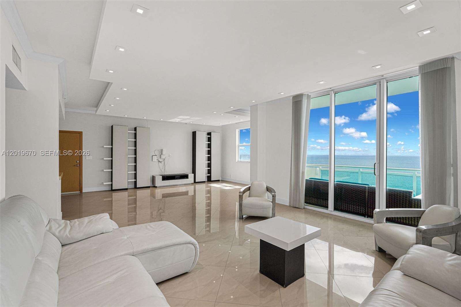The Residences at 3001 Ocean Dr, Hollywood, FL 33019 - For Rent photo 1
