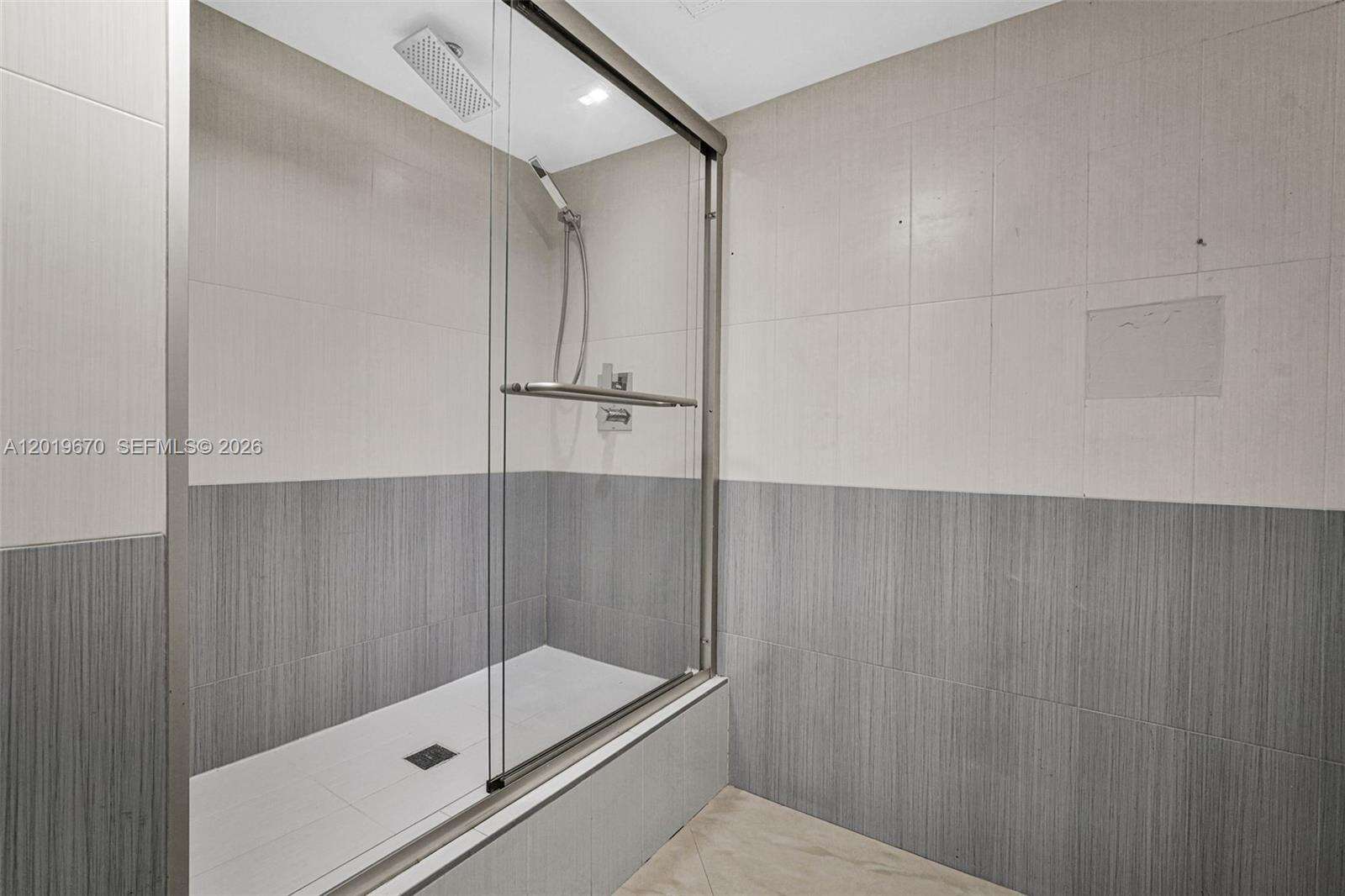 The Residences at 3001 Ocean Dr, Hollywood, FL 33019 - For Rent photo 17