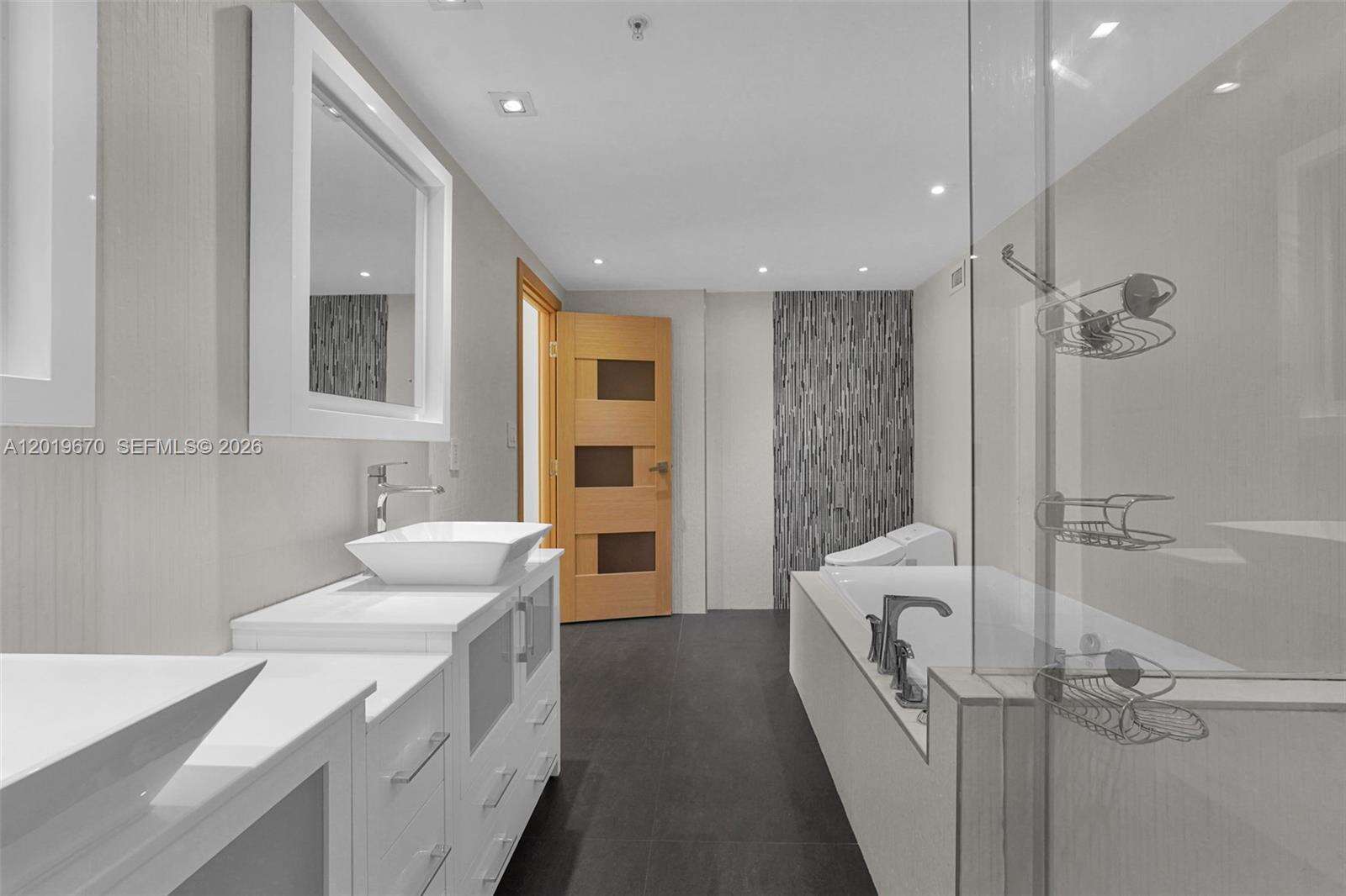 The Residences at 3001 Ocean Dr, Hollywood, FL 33019 - For Rent photo 24
