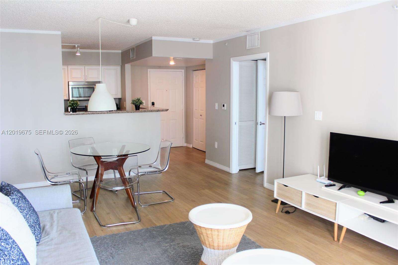 The Mark On Brickell at 1155 Brickell Bay Dr, Miami, FL 33131 - For Rent photo 7