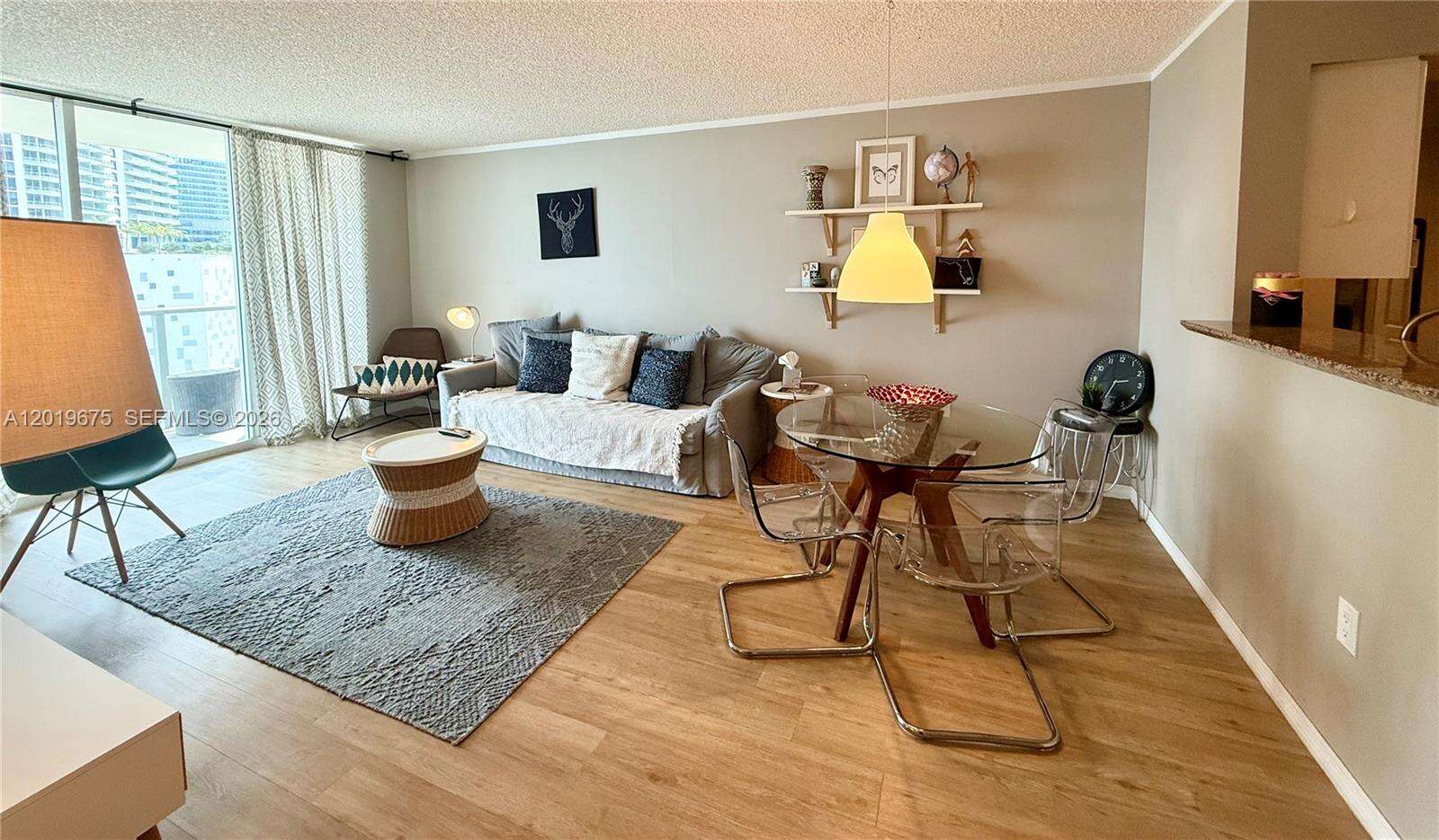 The Mark On Brickell at 1155 Brickell Bay Dr, Miami, FL 33131 - For Rent photo 8