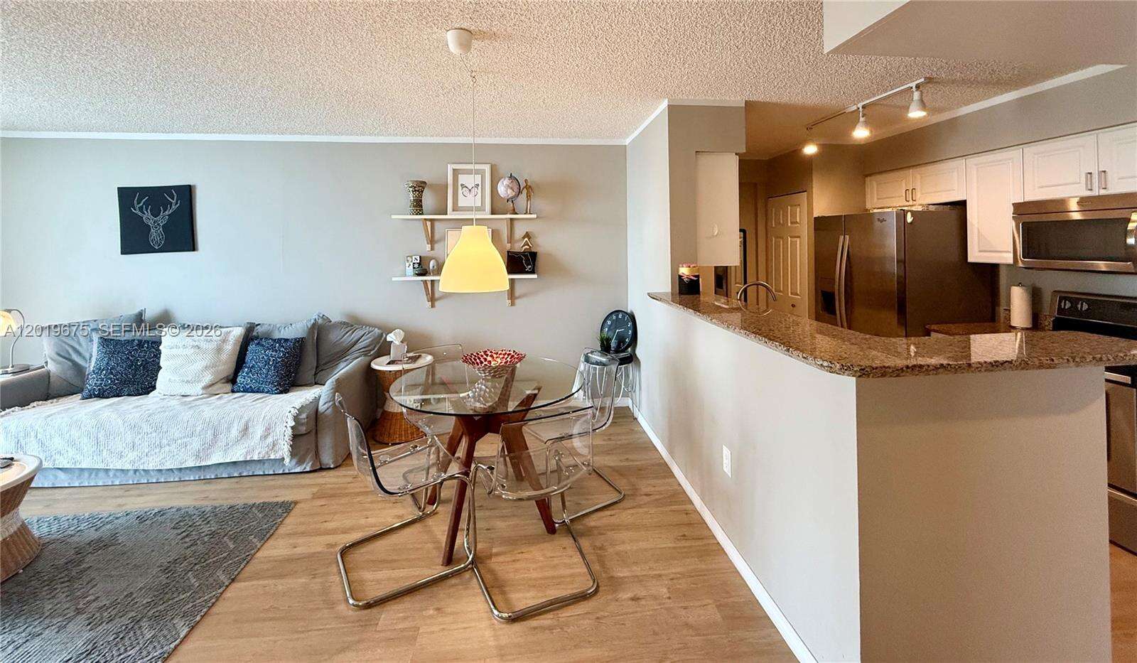 The Mark On Brickell at 1155 Brickell Bay Dr, Miami, FL 33131 - For Rent photo 9