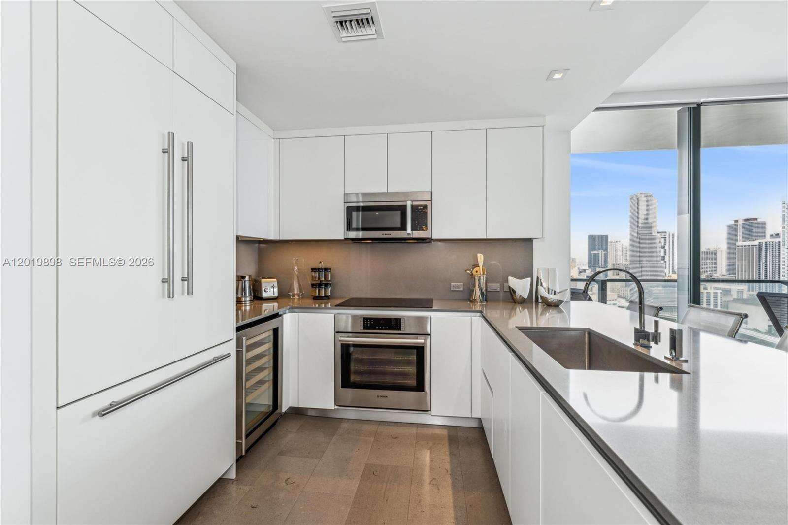 Rise Brickell at 88 7 St, Miami, FL 33130 - For Rent photo 7