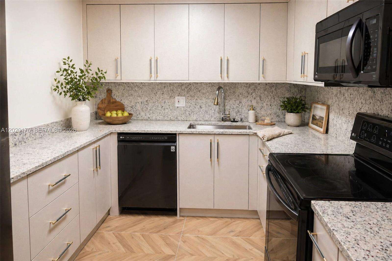 The Olympus at 2500 Parkview Dr, Hallandale Beach, FL 33009 - For Rent photo 2