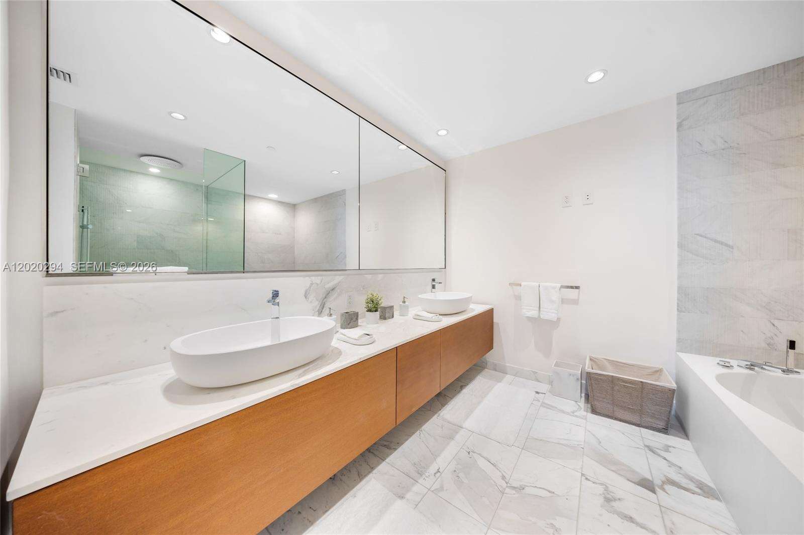 Oceana at 10201 Collins Ave, Bal Harbour, FL 33154 - For Rent photo 29