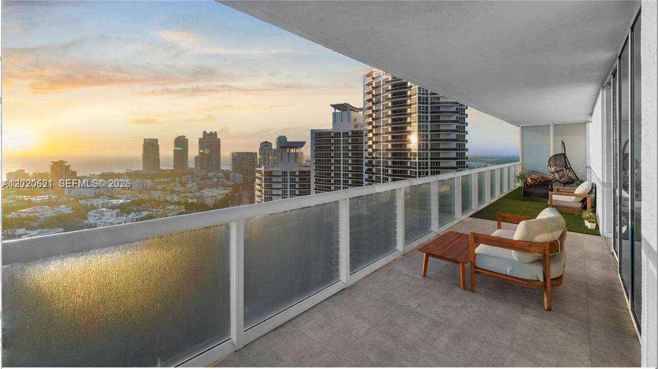 Icon at 450 Alton Rd, Miami Beach, FL 33139 - For Rent photo 2