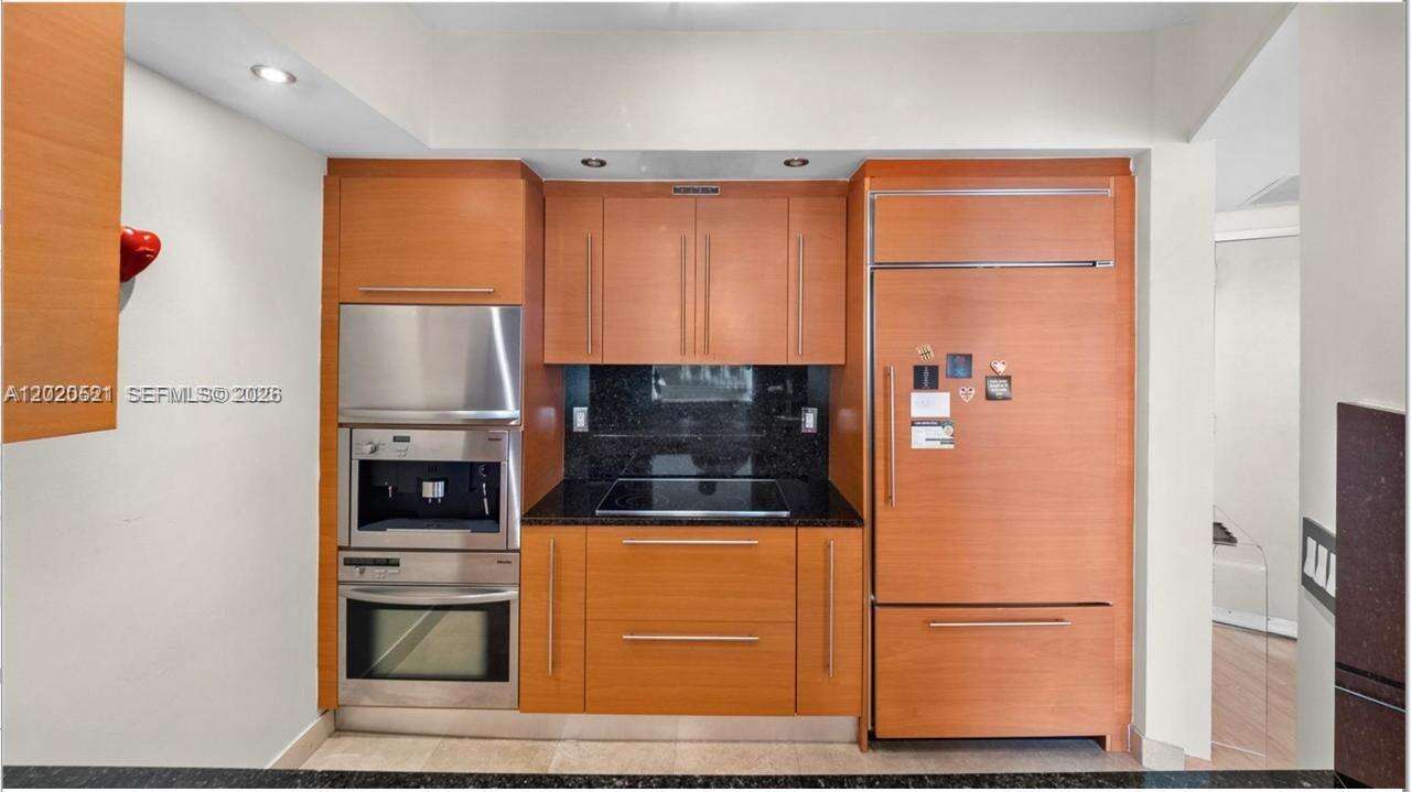 Icon at 450 Alton Rd, Miami Beach, FL 33139 - For Rent photo 18