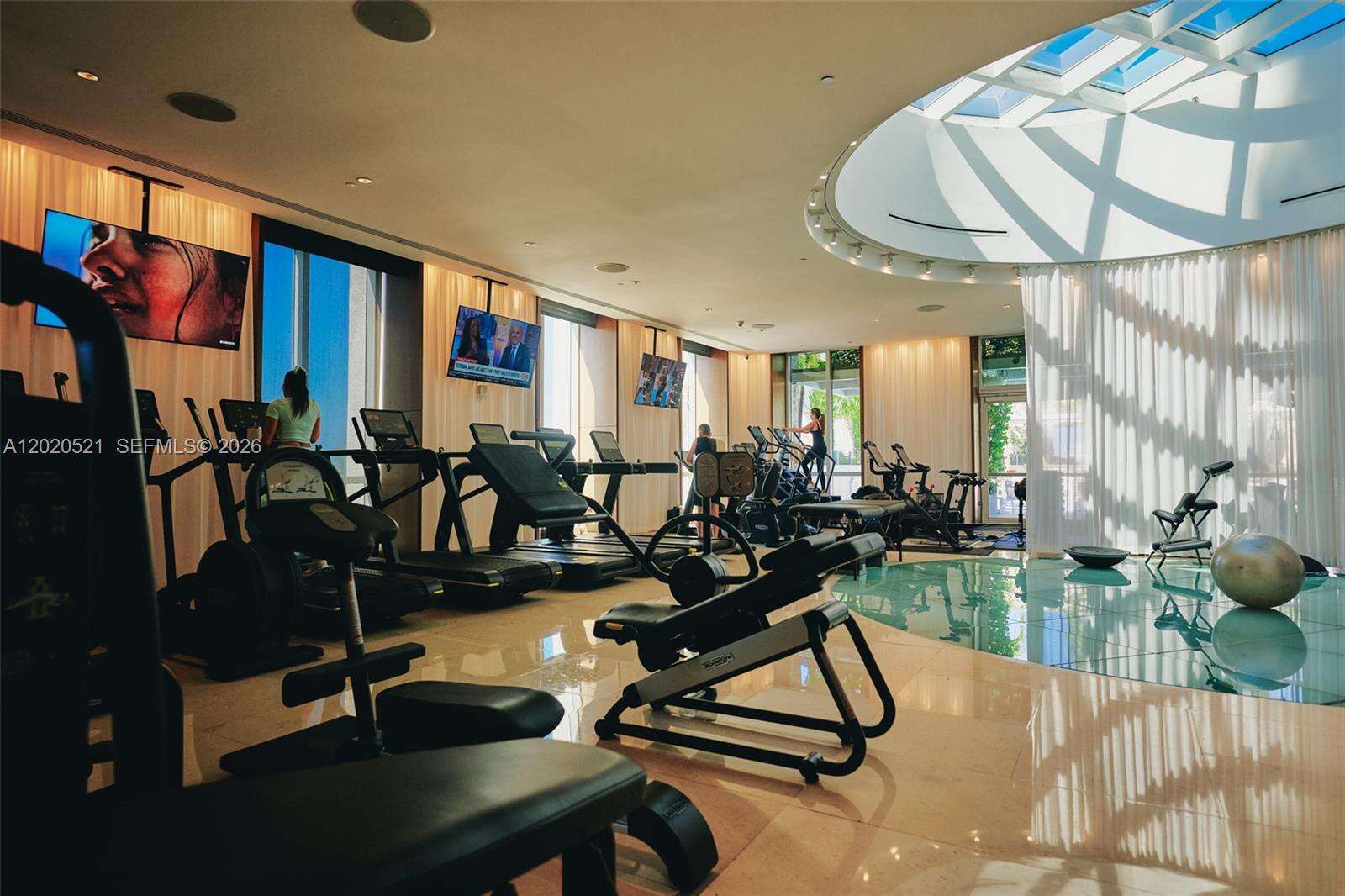 Icon at 450 Alton Rd, Miami Beach, FL 33139 - For Rent photo 31