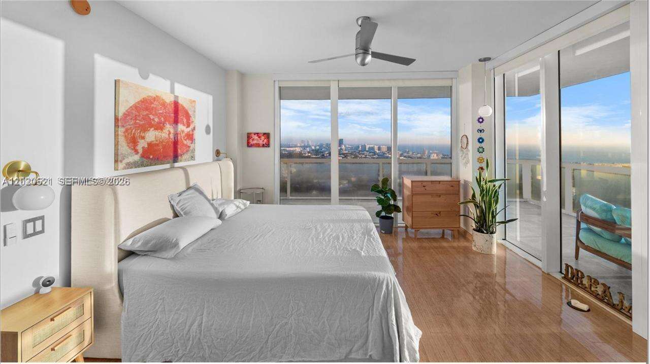 Icon at 450 Alton Rd, Miami Beach, FL 33139 - For Rent photo 9