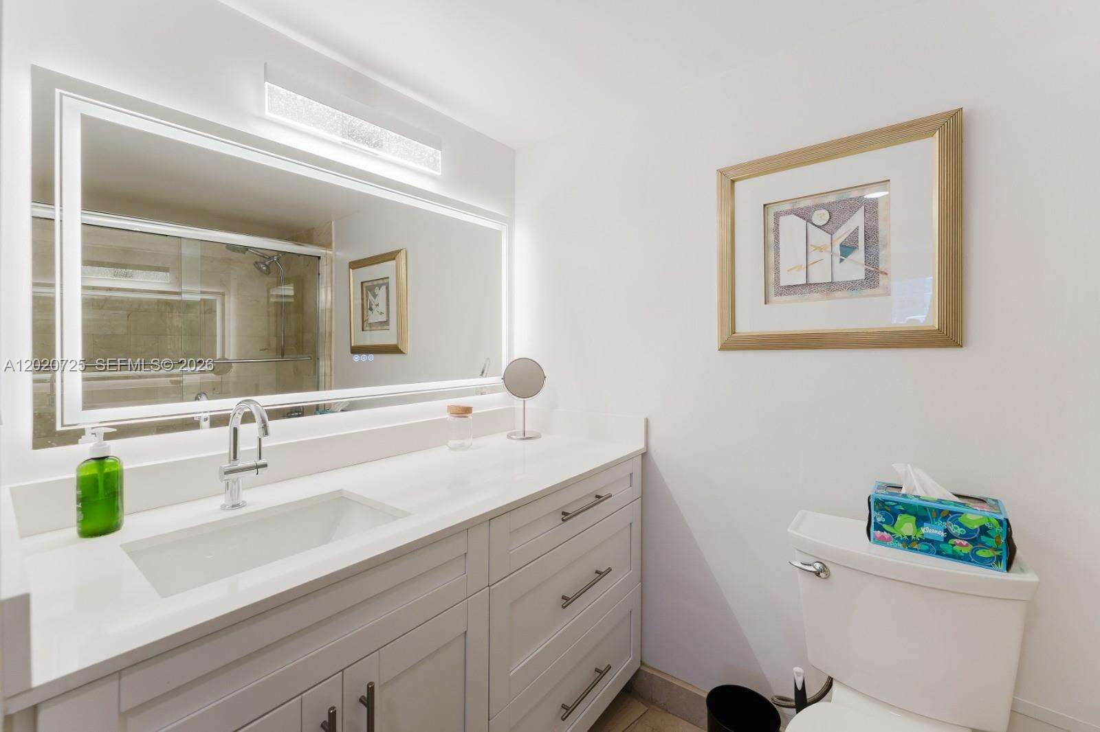 Roney Palace at 2301 Collins Ave, Miami Beach, FL 33139 - For Rent photo 15