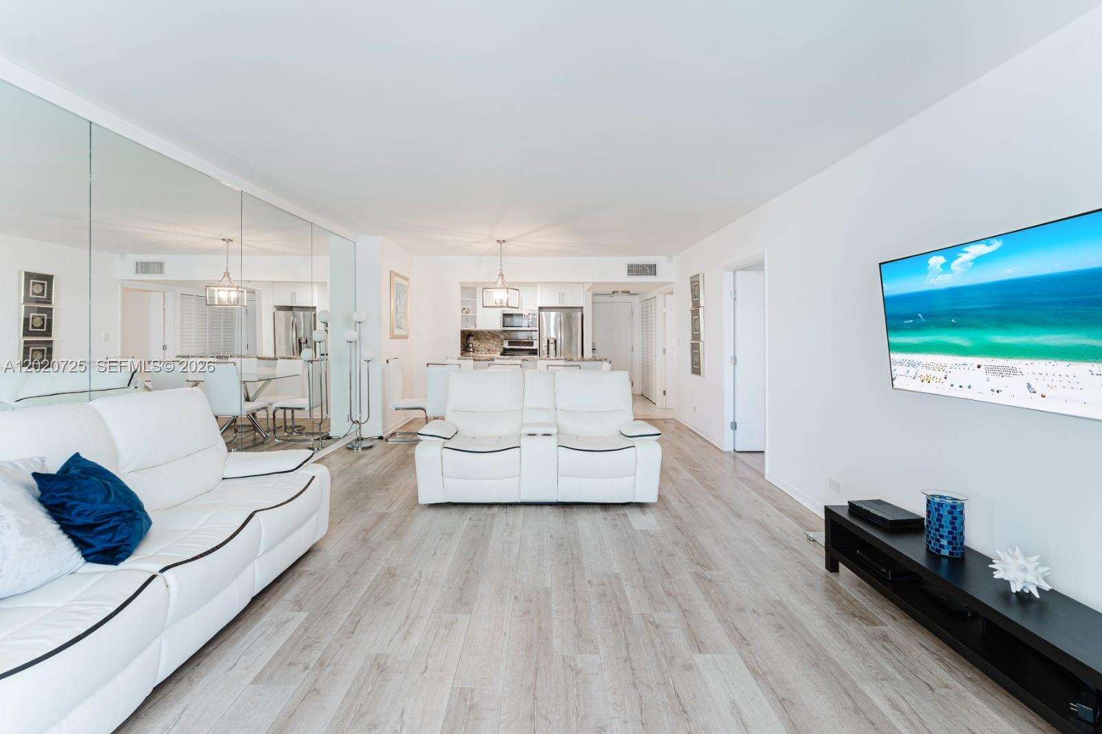 Roney Palace at 2301 Collins Ave, Miami Beach, FL 33139 - For Rent photo 7