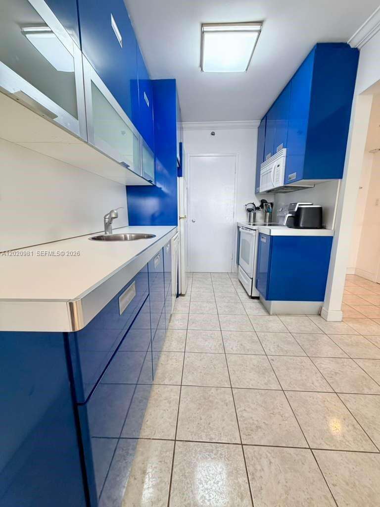 Decoplage at 100 Lincoln Rd, Miami Beach, FL 33139 - For Rent photo 7