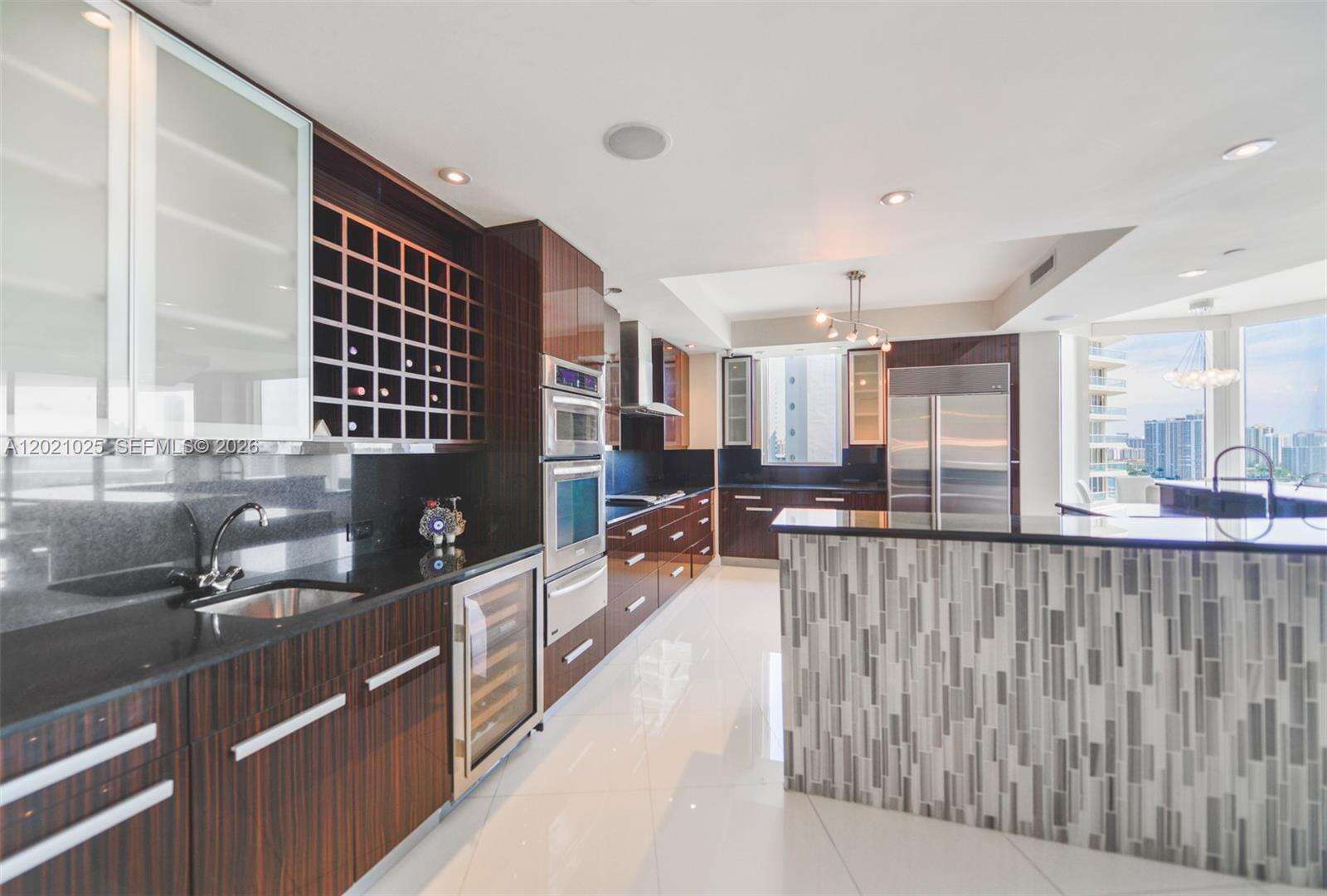 Bellamare at 6000 Island Blvd, Aventura, FL 33160 - For Rent photo 14