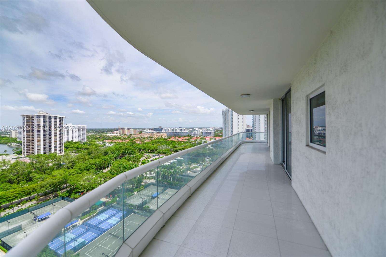 Bellamare at 6000 Island Blvd, Aventura, FL 33160 - For Rent photo 59