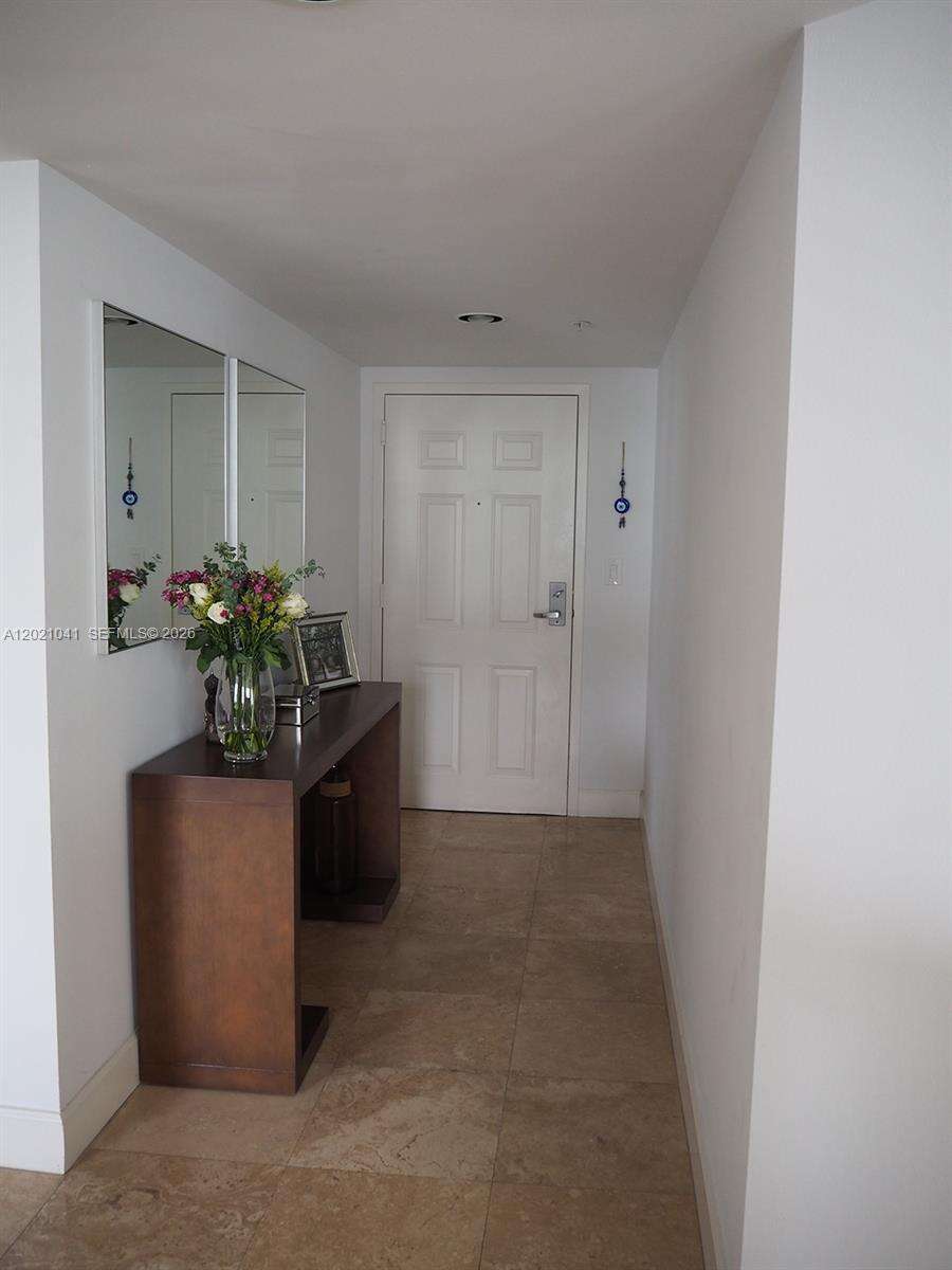 The Mark On Brickell at 1155 Brickell Bay Dr, Miami, FL 33131 - For Rent photo 11