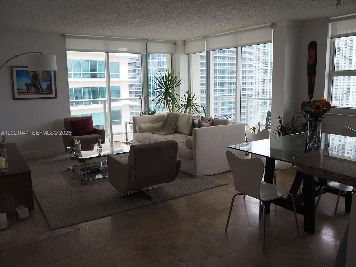 The Mark On Brickell at 1155 Brickell Bay Dr, Miami, FL 33131 - For Rent photo 3