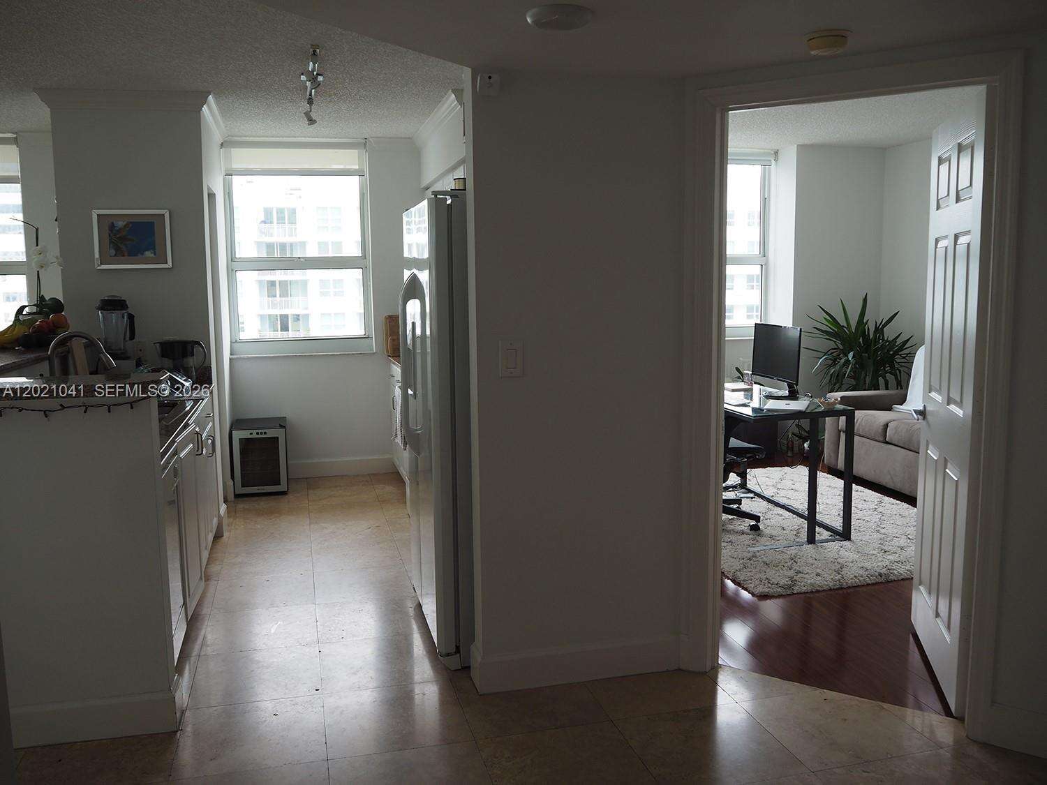 The Mark On Brickell at 1155 Brickell Bay Dr, Miami, FL 33131 - For Rent photo 5