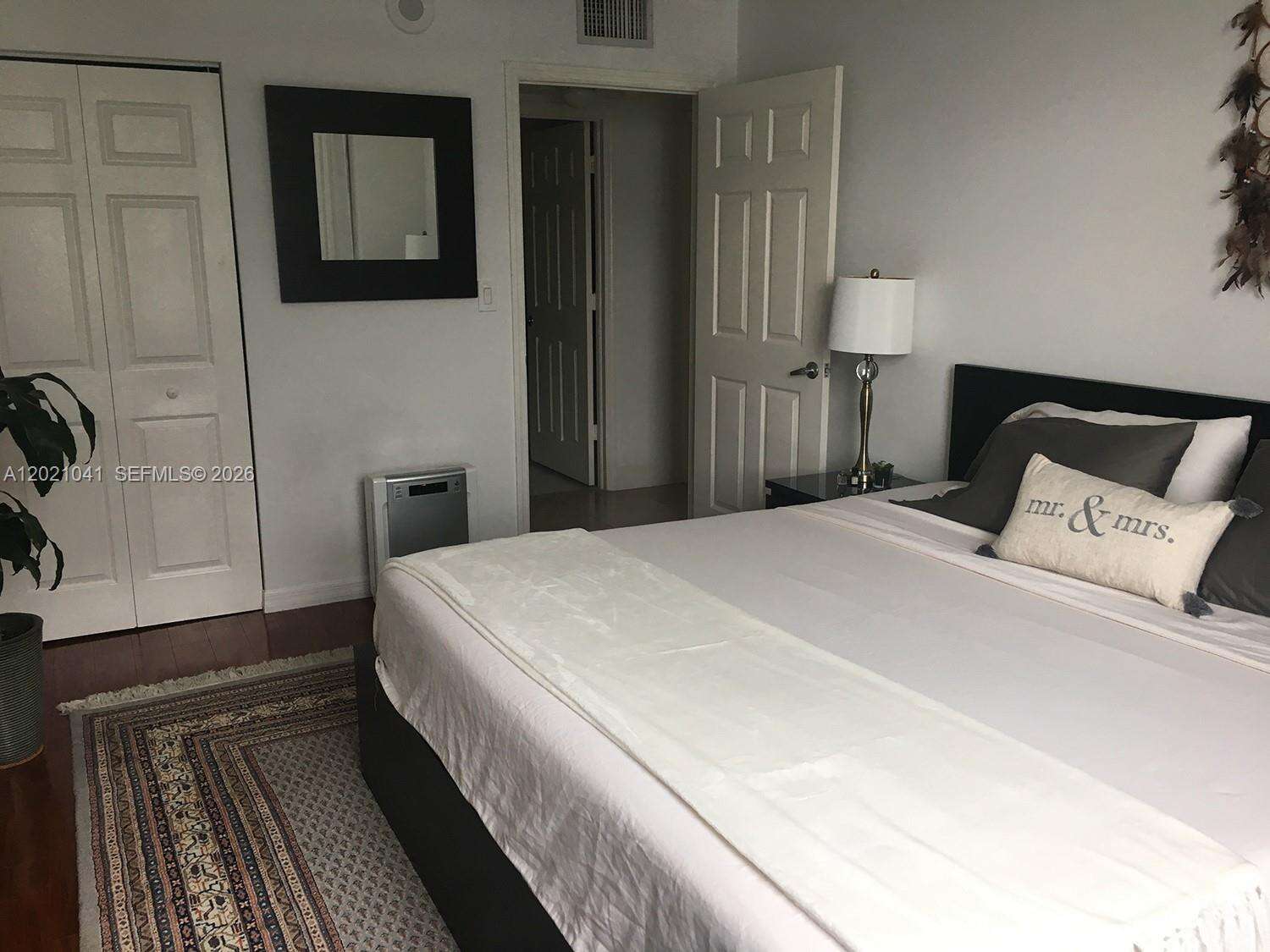 The Mark On Brickell at 1155 Brickell Bay Dr, Miami, FL 33131 - For Rent photo 8