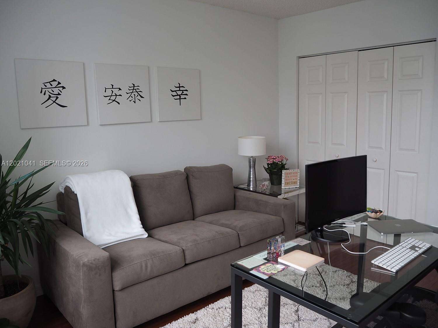 The Mark On Brickell at 1155 Brickell Bay Dr, Miami, FL 33131 - For Rent photo 9