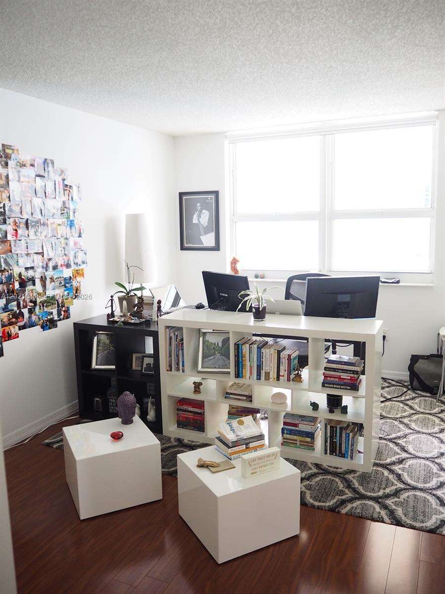 The Mark On Brickell at 1155 Brickell Bay Dr, Miami, FL 33131 - For Rent photo 10