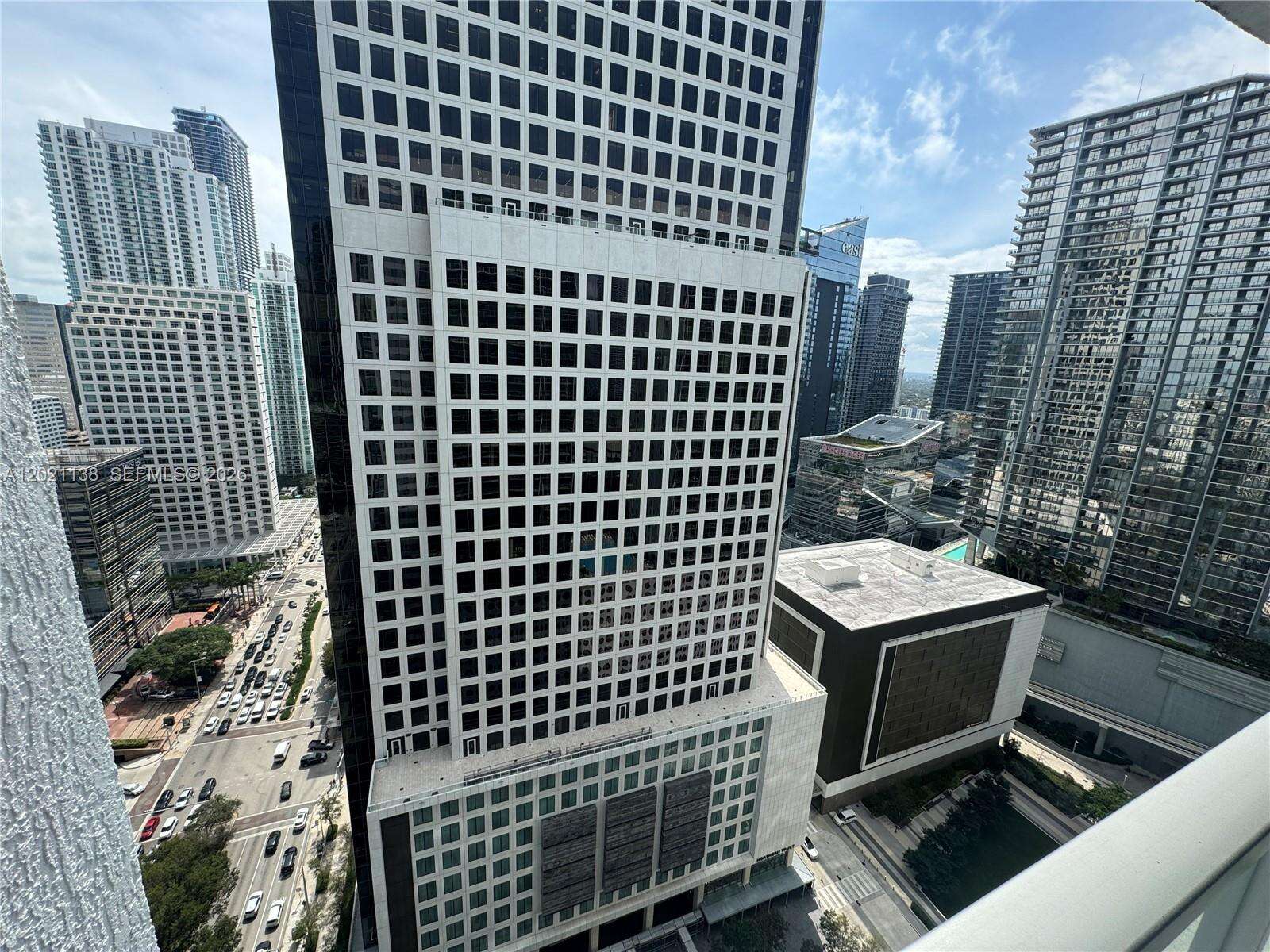 500 Brickell at 500 Brickell Ave, Miami, FL 33131 - For Rent photo 3