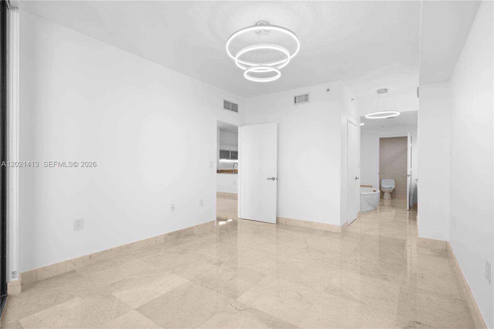 Sayan at 16275 Collins Ave, Sunny Isles Beach, FL 33160 - For Rent photo 16