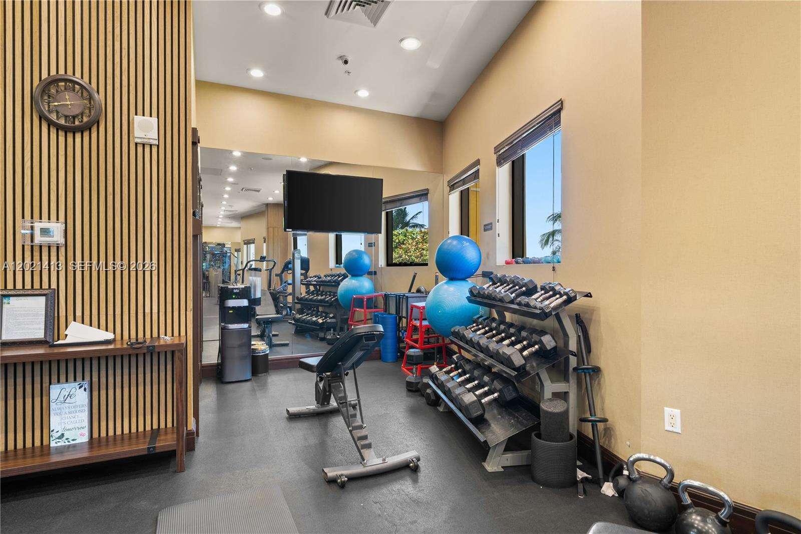 Sayan at 16275 Collins Ave, Sunny Isles Beach, FL 33160 - For Rent photo 31