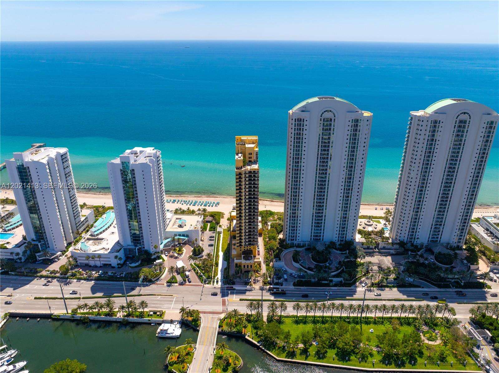 Sayan at 16275 Collins Ave, Sunny Isles Beach, FL 33160 - For Rent photo 42