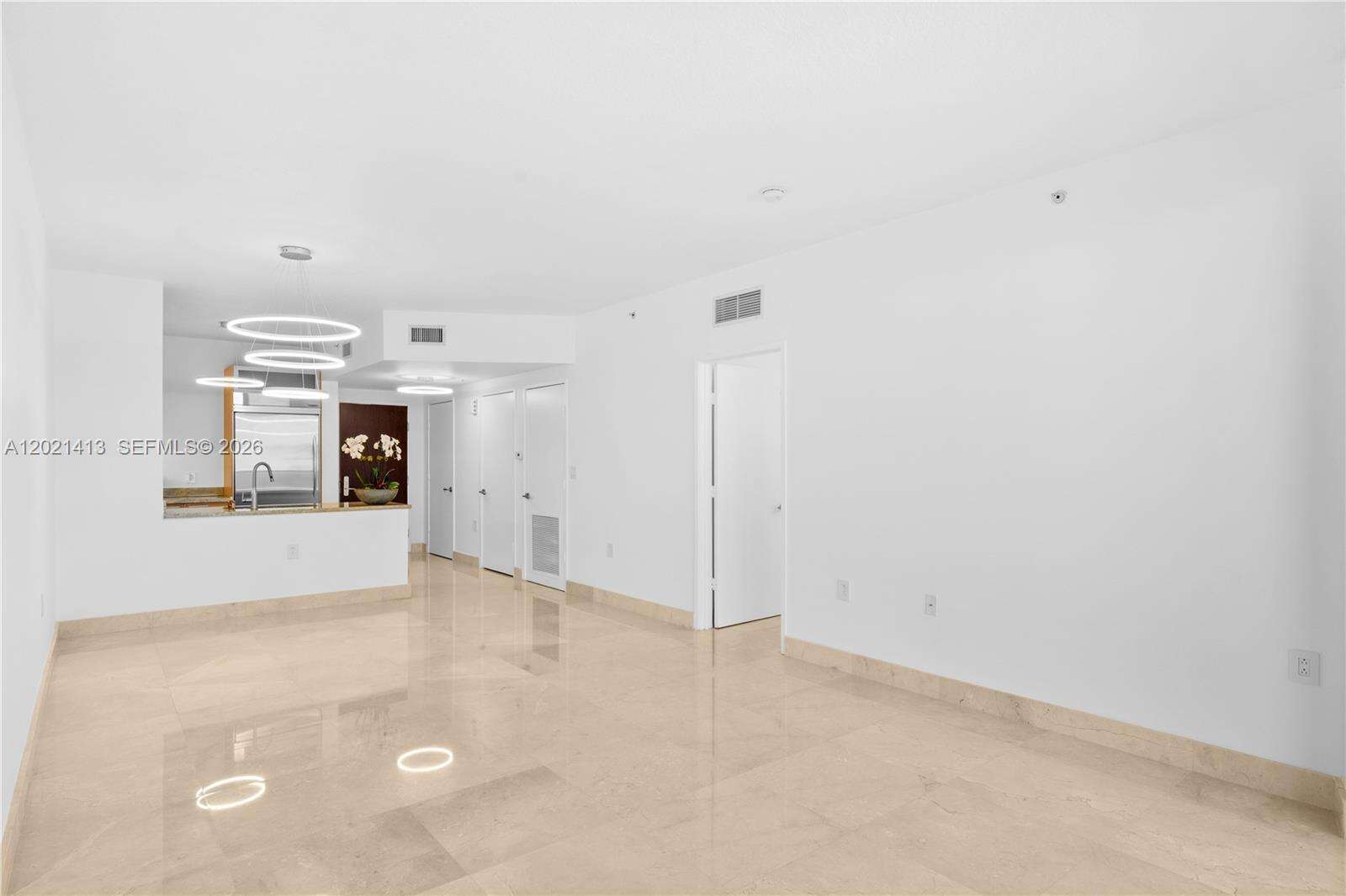 Sayan at 16275 Collins Ave, Sunny Isles Beach, FL 33160 - For Rent photo 6
