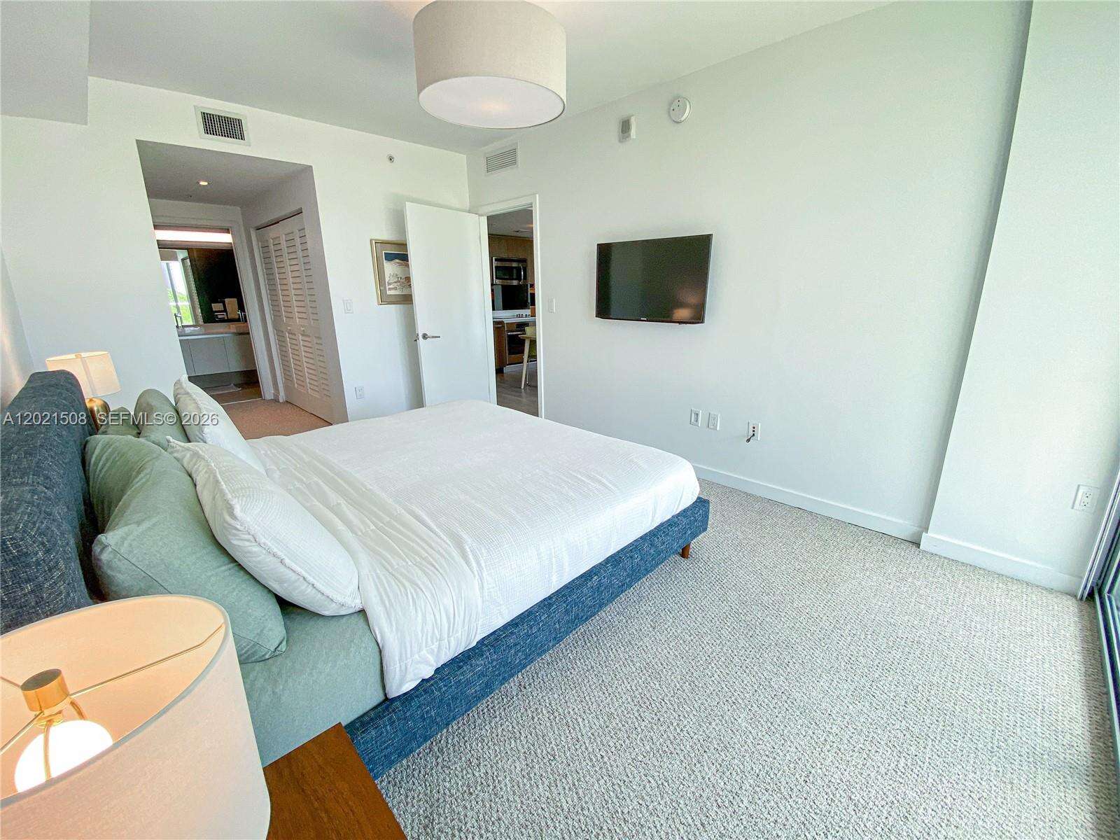 Le Parc At Brickell at 1600 1 Ave, Miami, FL 33129 - For Rent photo 14