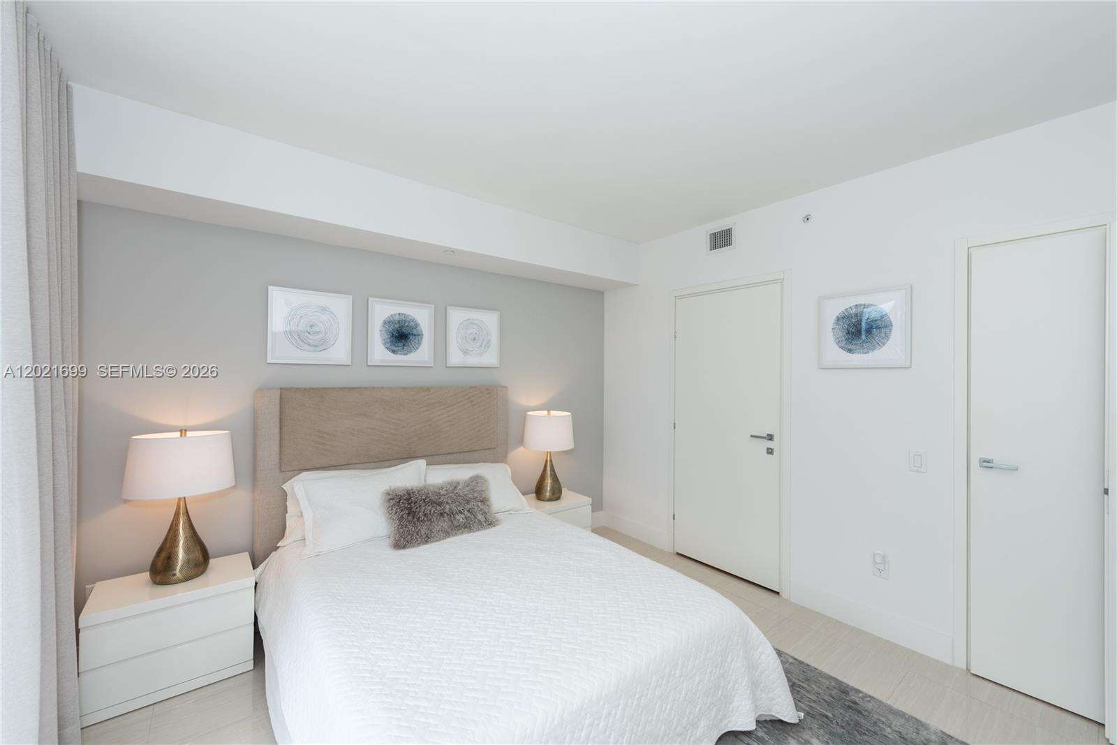 Brickell House at 1300 Brickell Bay Dr, Miami, FL 33131 - For Rent photo 13