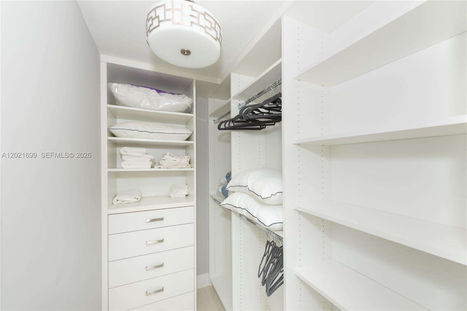 Brickell House at 1300 Brickell Bay Dr, Miami, FL 33131 - For Rent photo 16