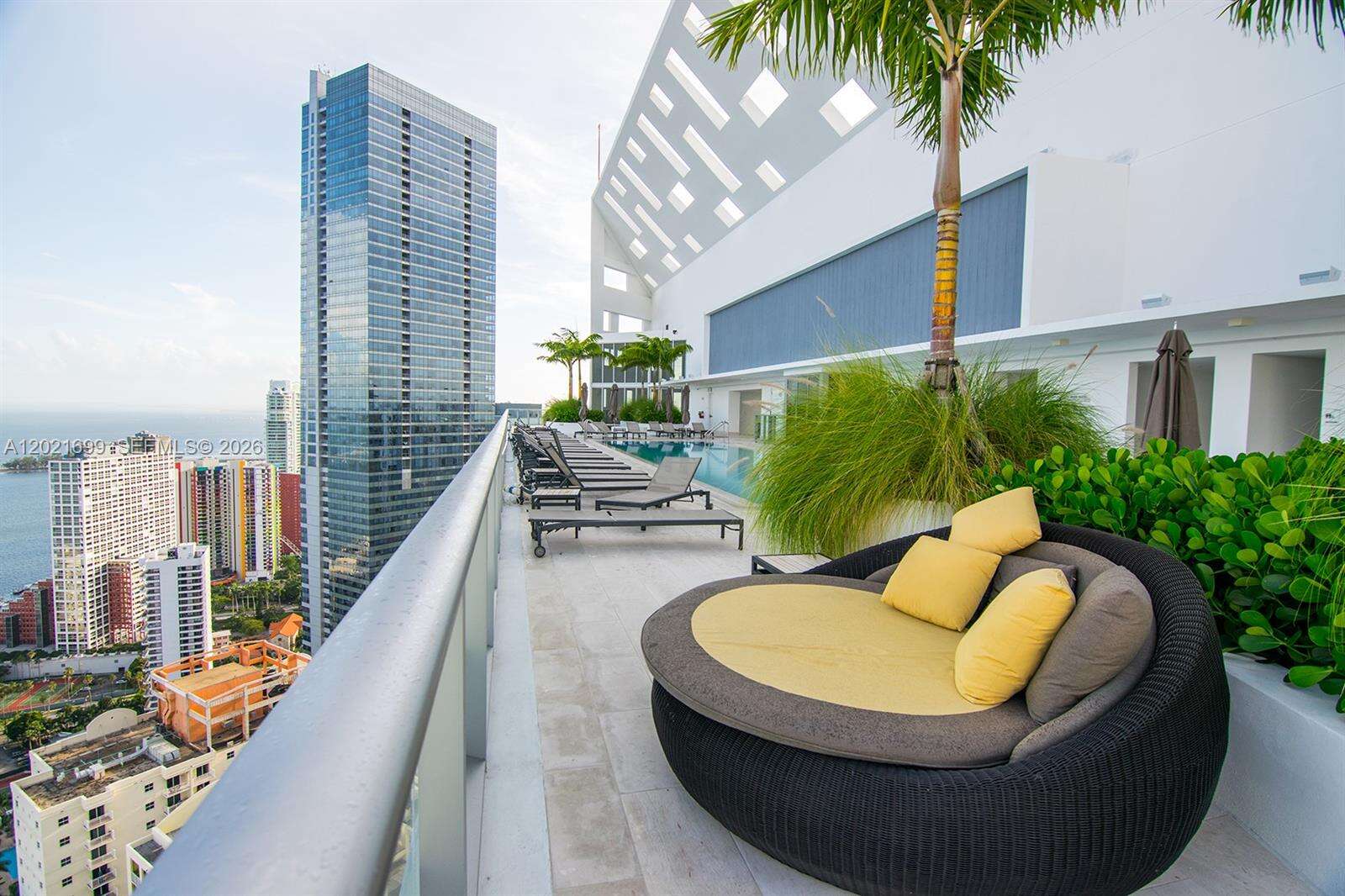 Brickell House at 1300 Brickell Bay Dr, Miami, FL 33131 - For Rent photo 36