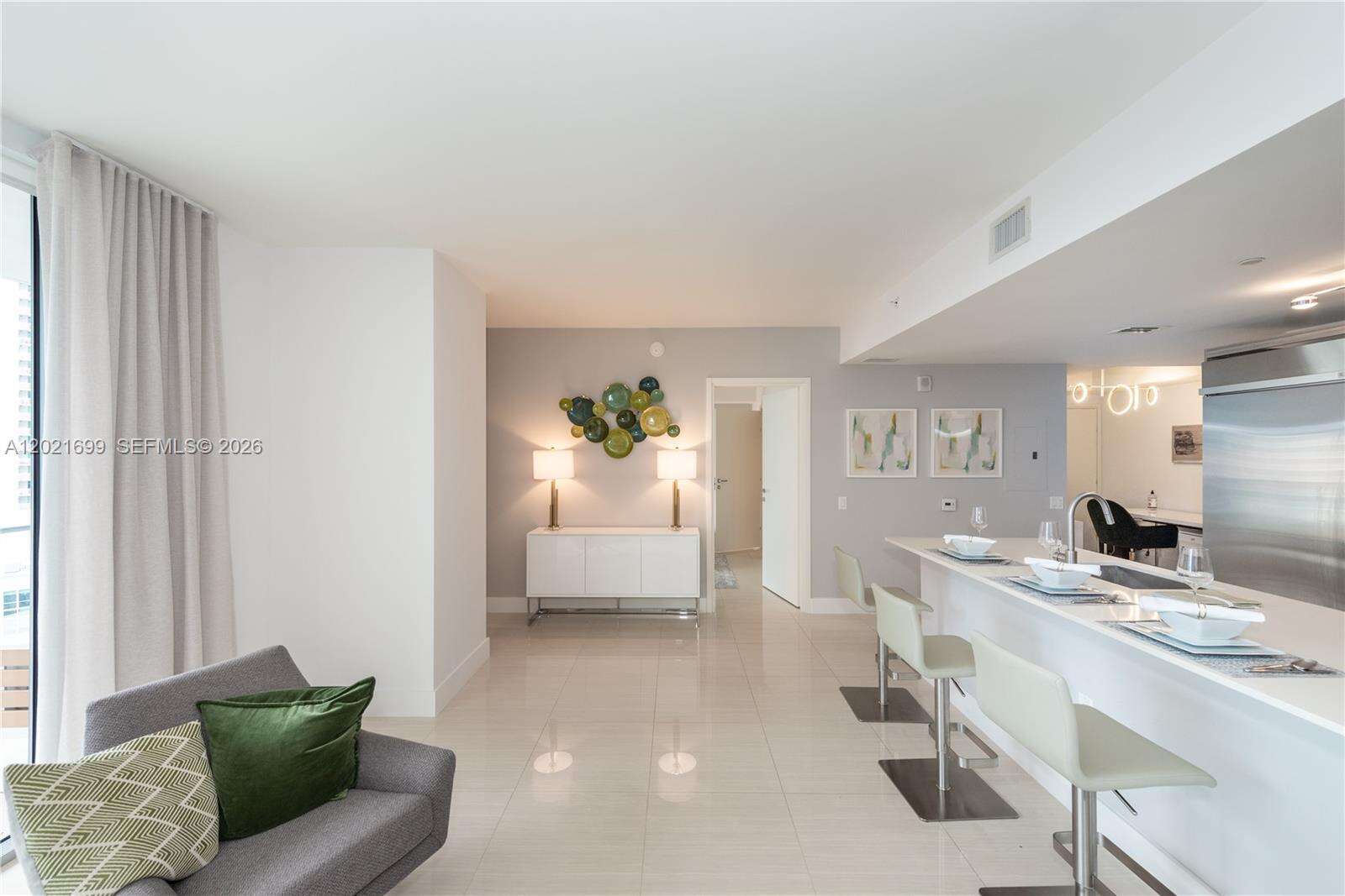 Brickell House at 1300 Brickell Bay Dr, Miami, FL 33131 - For Rent photo 5